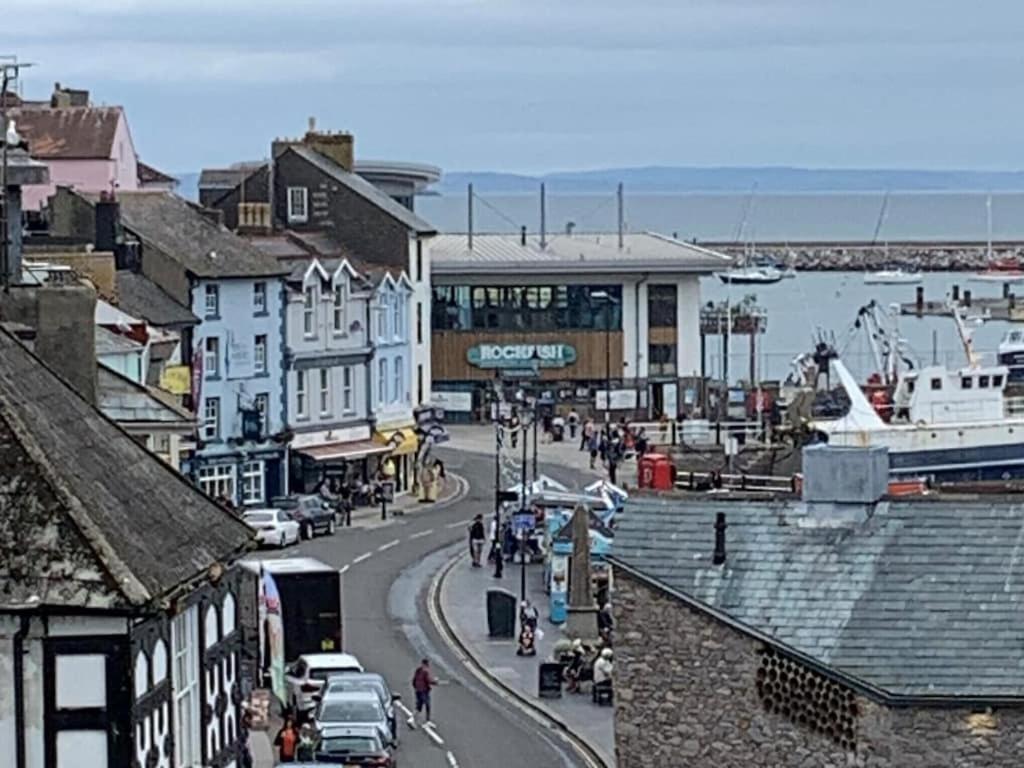 A Modern And Cosy Apartment Just Yards From Brixham'S Bustling Harbourside 외부 사진