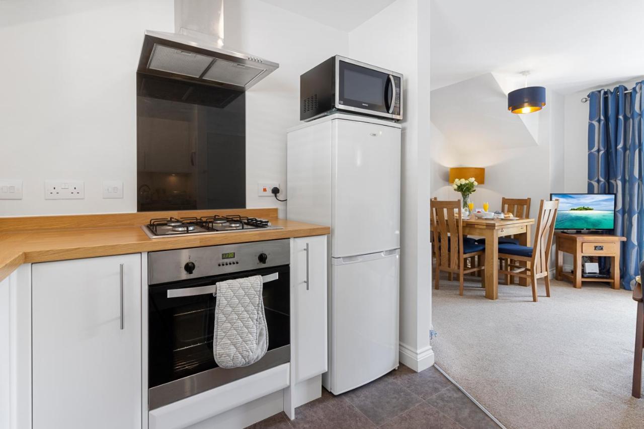 A Modern And Cosy Apartment Just Yards From Brixham'S Bustling Harbourside 외부 사진