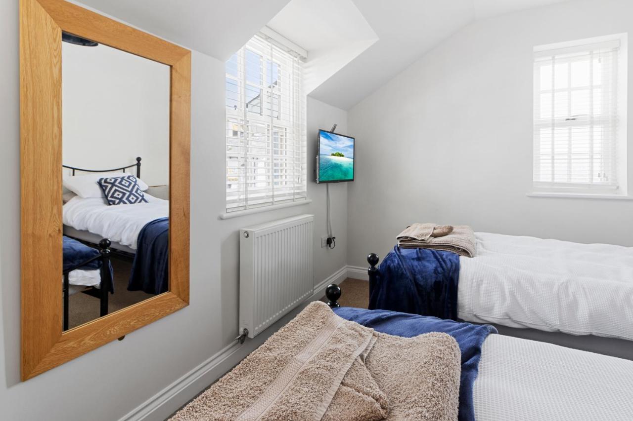A Modern And Cosy Apartment Just Yards From Brixham'S Bustling Harbourside 외부 사진